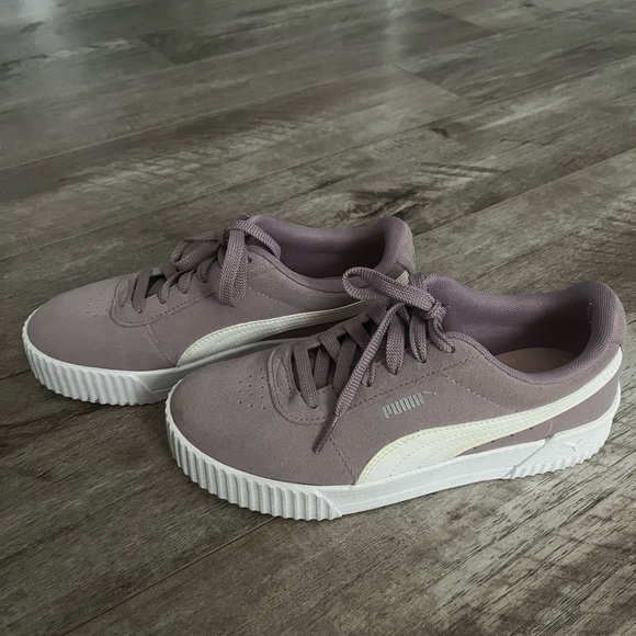 Puma Sneakers - Picture 2 of 5